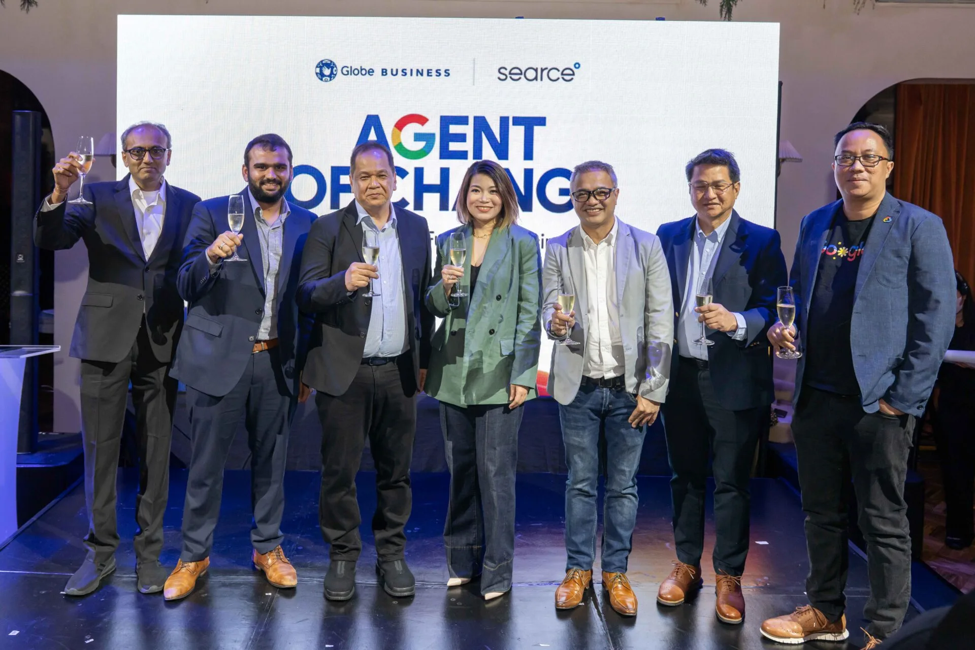 (L-R) Searce Director for Work Modernization Practice – Rest of the World Prashant Vaishnav, Searce Director for Solutions Consulting – APAC Yash Thakker, Searce Country Director – Philippines and Vietnam Ferdie Saputil, Globe Business Vice President – Product Management Angie Po, Globe Business Assistant Vice President for Solutions Consulting Marlon Cruz, Globe Business Head of Cloud Portfolio Jay Abada, Google Head of Customer Engineering Jan Michael Jaudian
