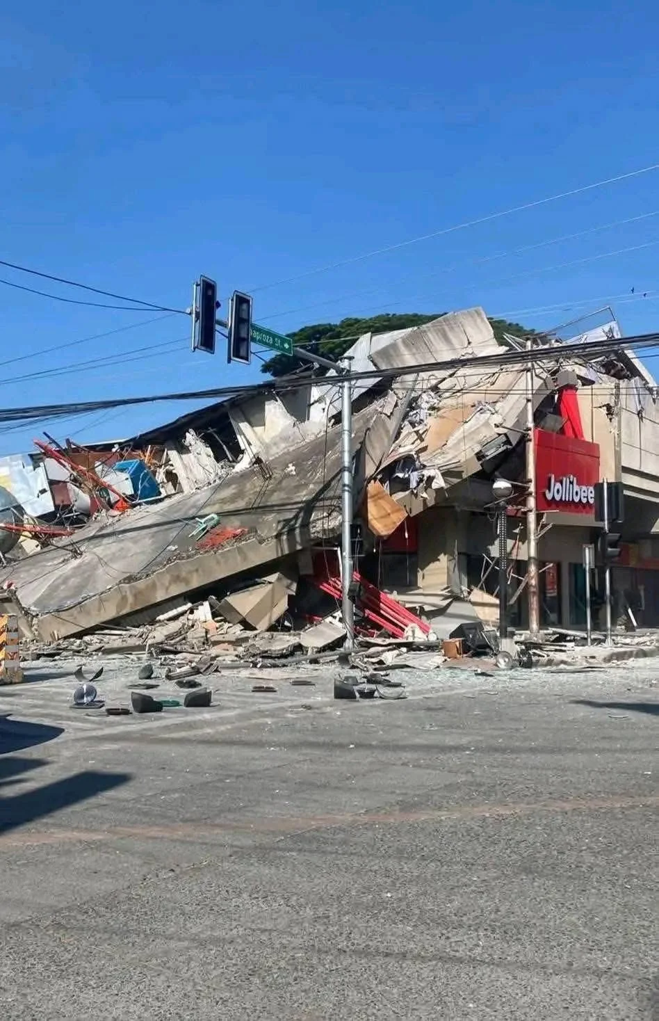 BREAKING: Globe keeps services running on backup power after magnitude 7.8 Mindanao earthquake