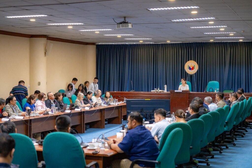 Globe to strengthen mobile, fiber connectivity in Aklan, Antique