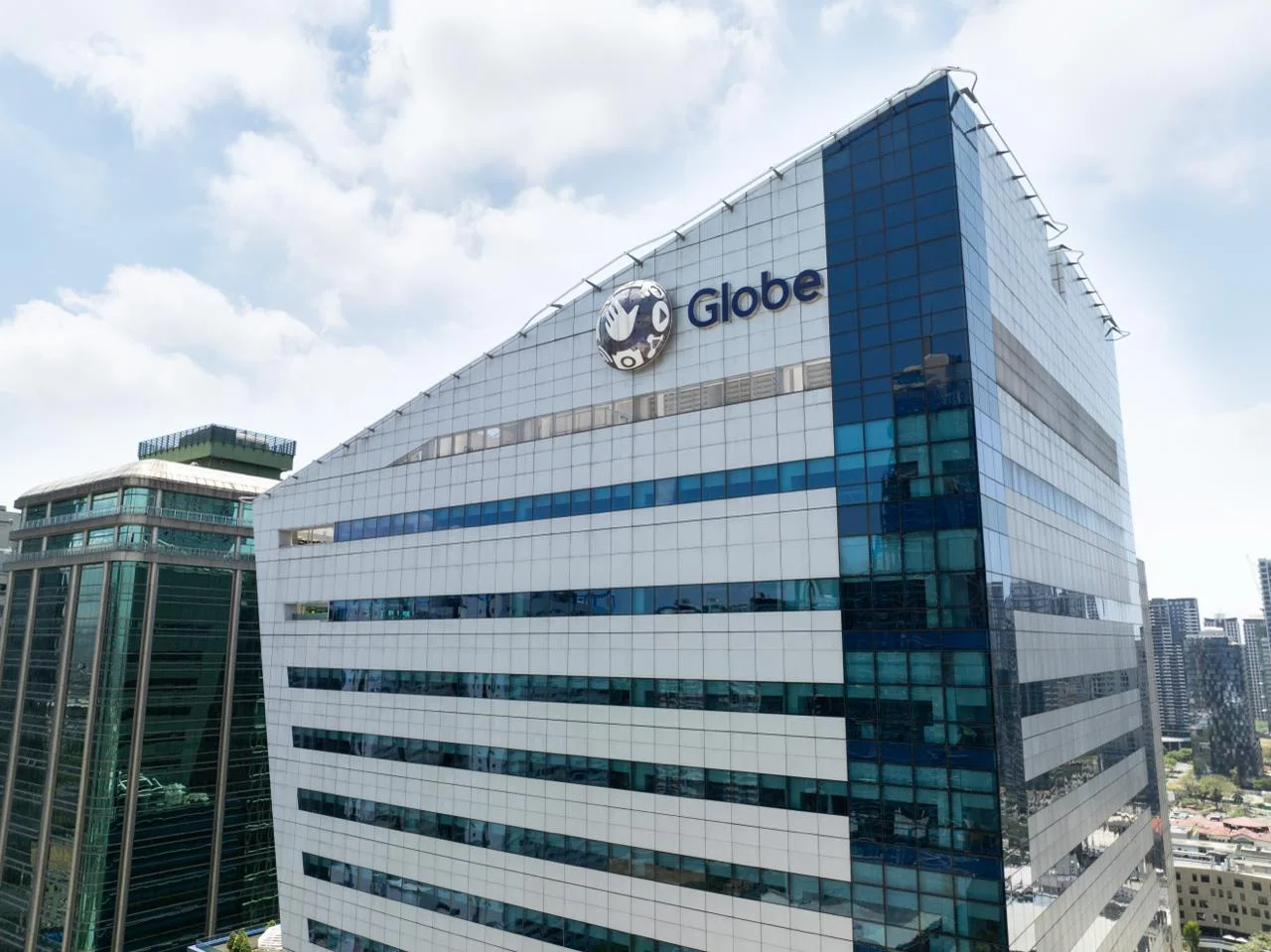 Globe trains employees to use AI for productivity, innovation