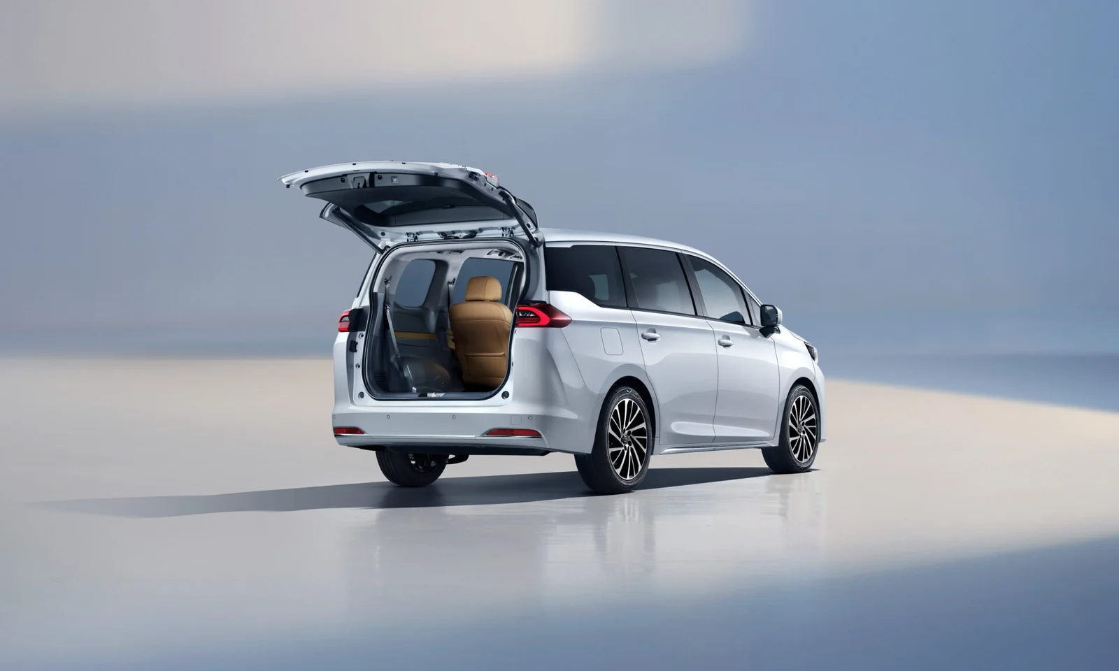 GAC launches GN6, E8 HEV, GN8 PHEV Executive in PH