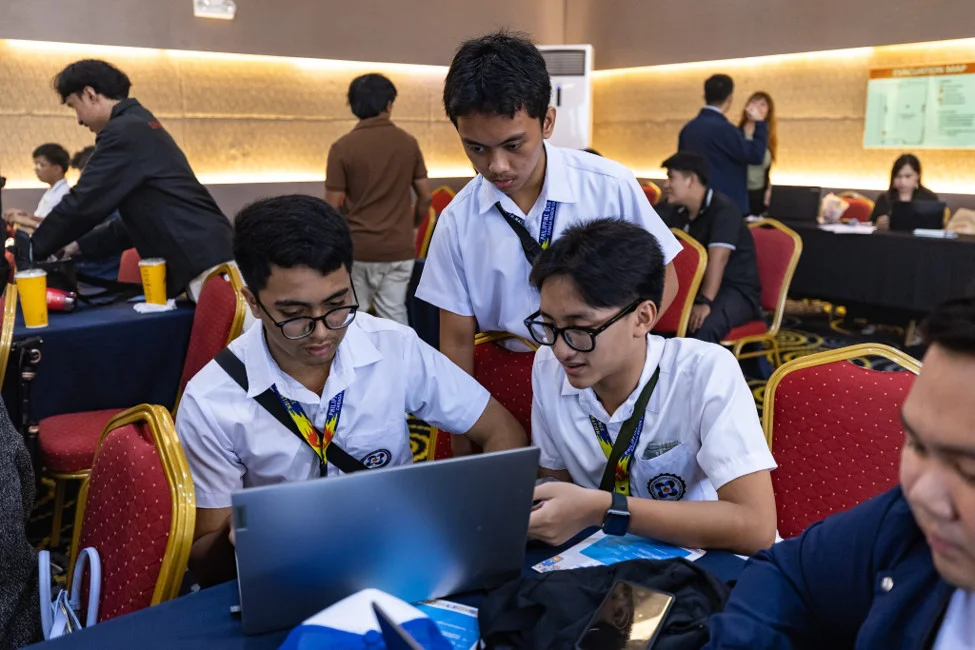 Pisay students develop AI-powered school emergency platform
