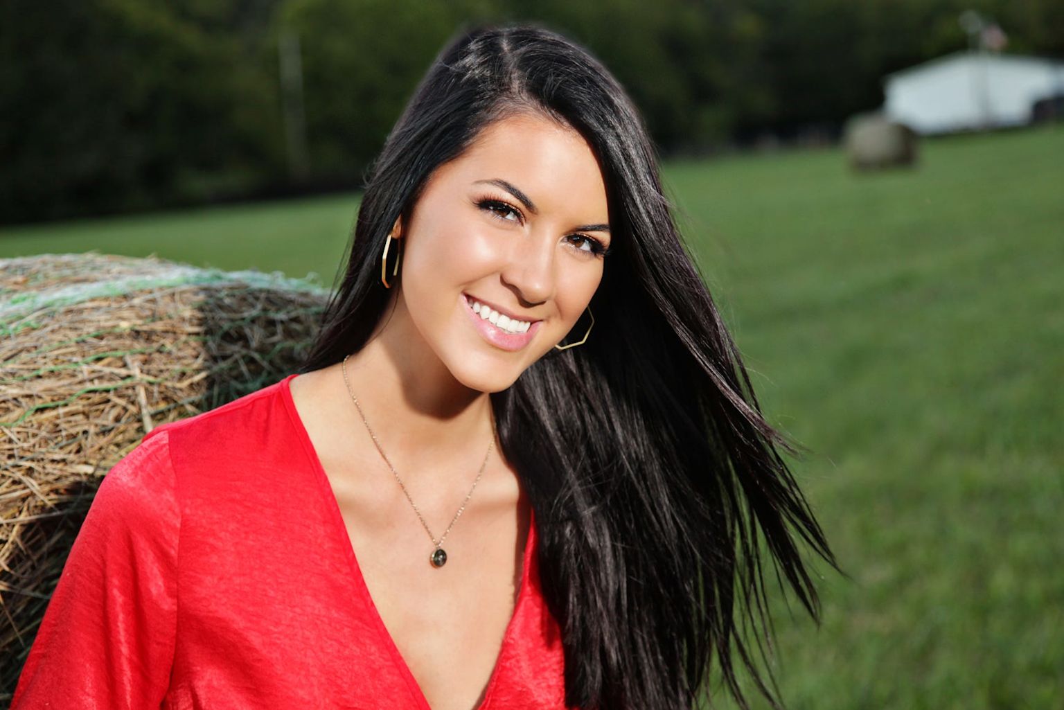 Tragic Loss: Rising Star Isabelle Tate Dies at 23 from Rare Charcot-Marie-Tooth Disease—What You Need to Know