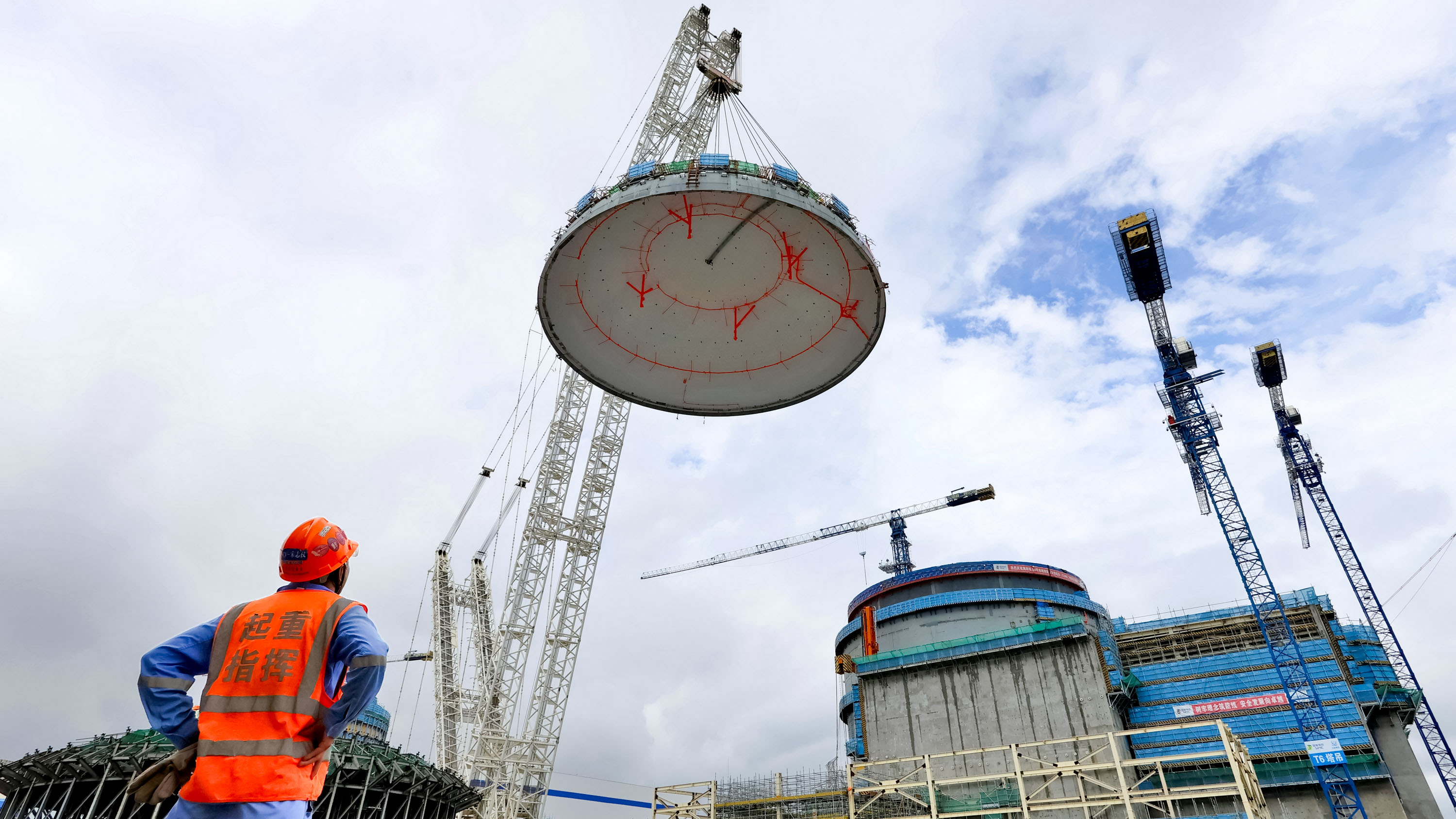 ¿Por qué China apuesta por los grandes reactores nucleares?