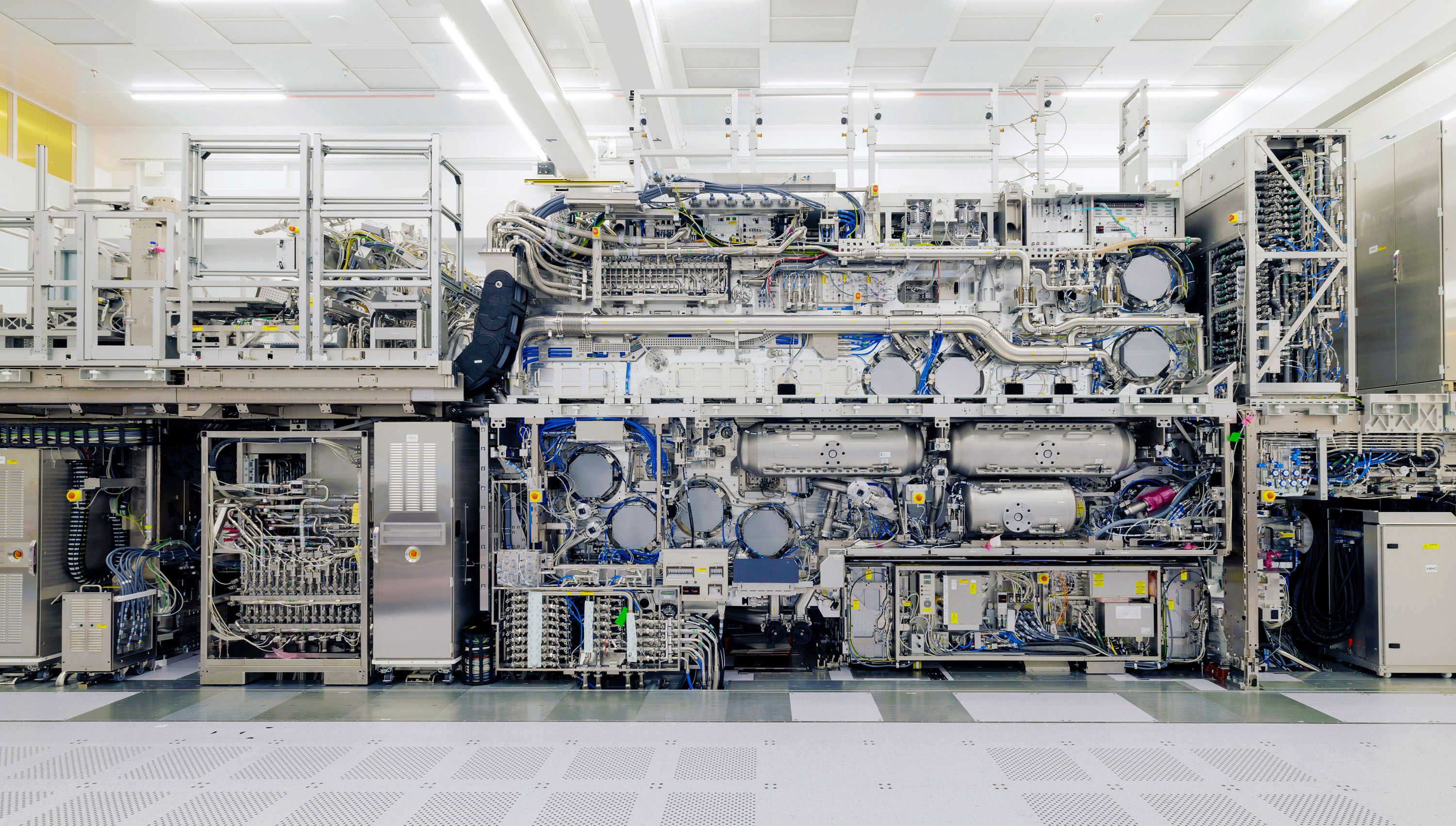 La máquina de 400 millones de dólares que impulsa el futuro de la fabricación de chips