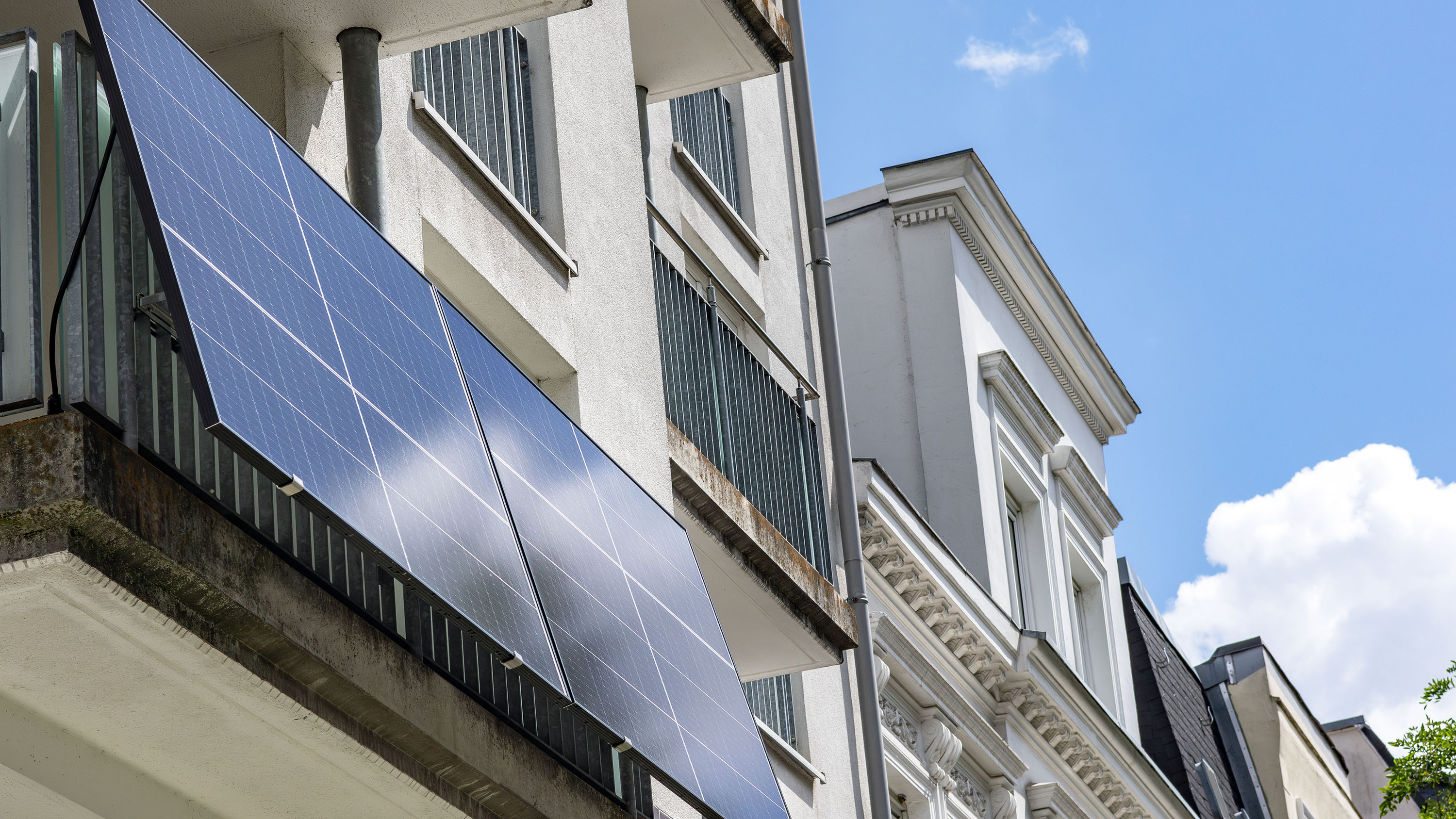 El auge de la energía solar para balcones llega a EE. UU.