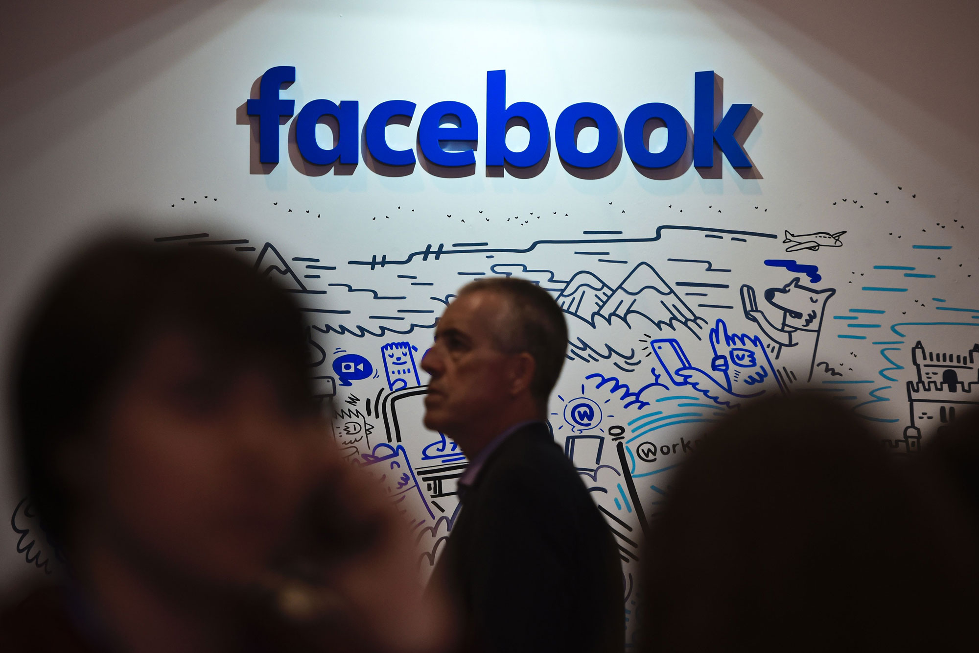Facebook alojó contenidos sexuales infantiles que habían sido denunciados