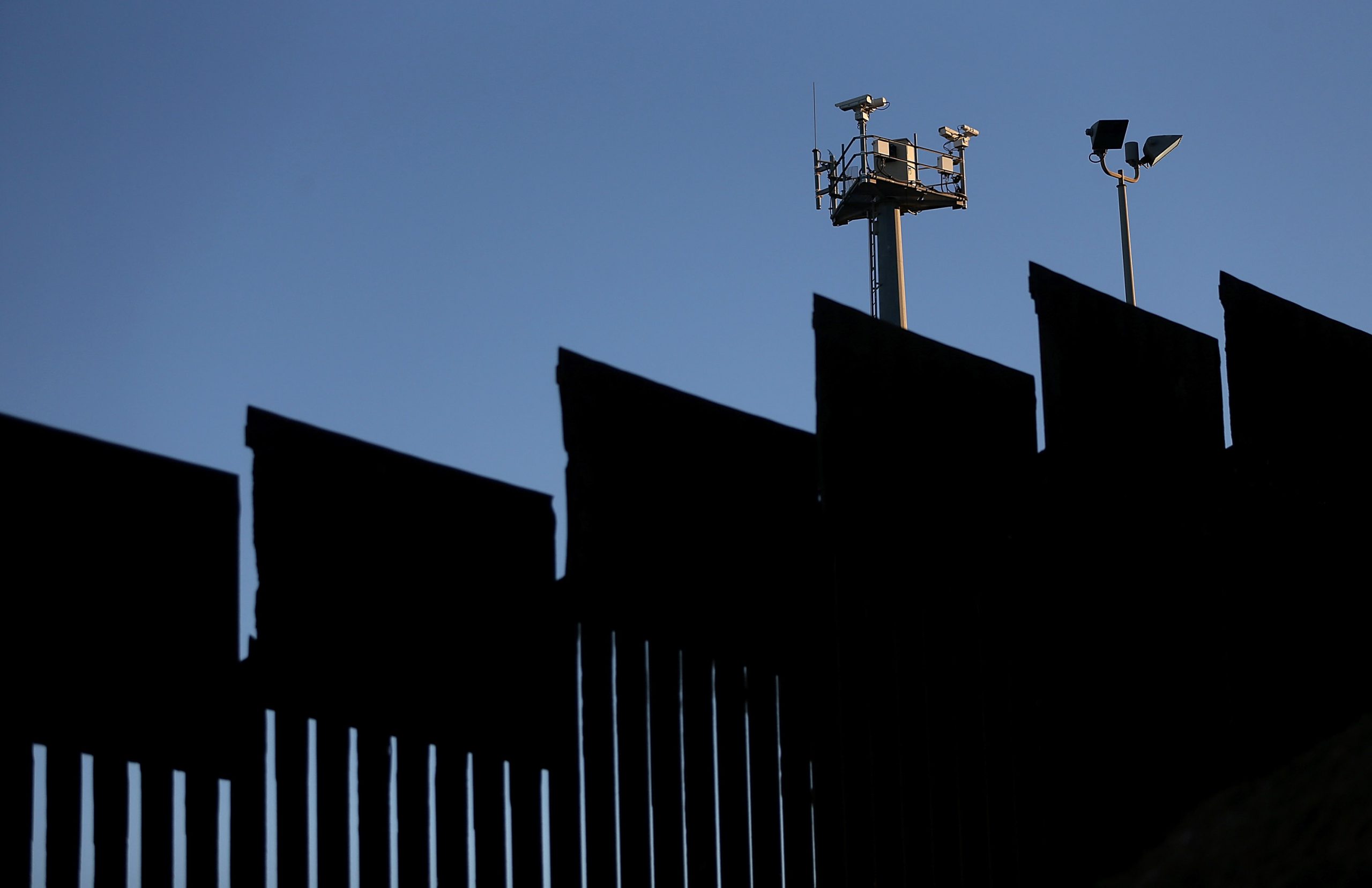 O Trump calculaba a la baja o su muro no será tan largo como prometió