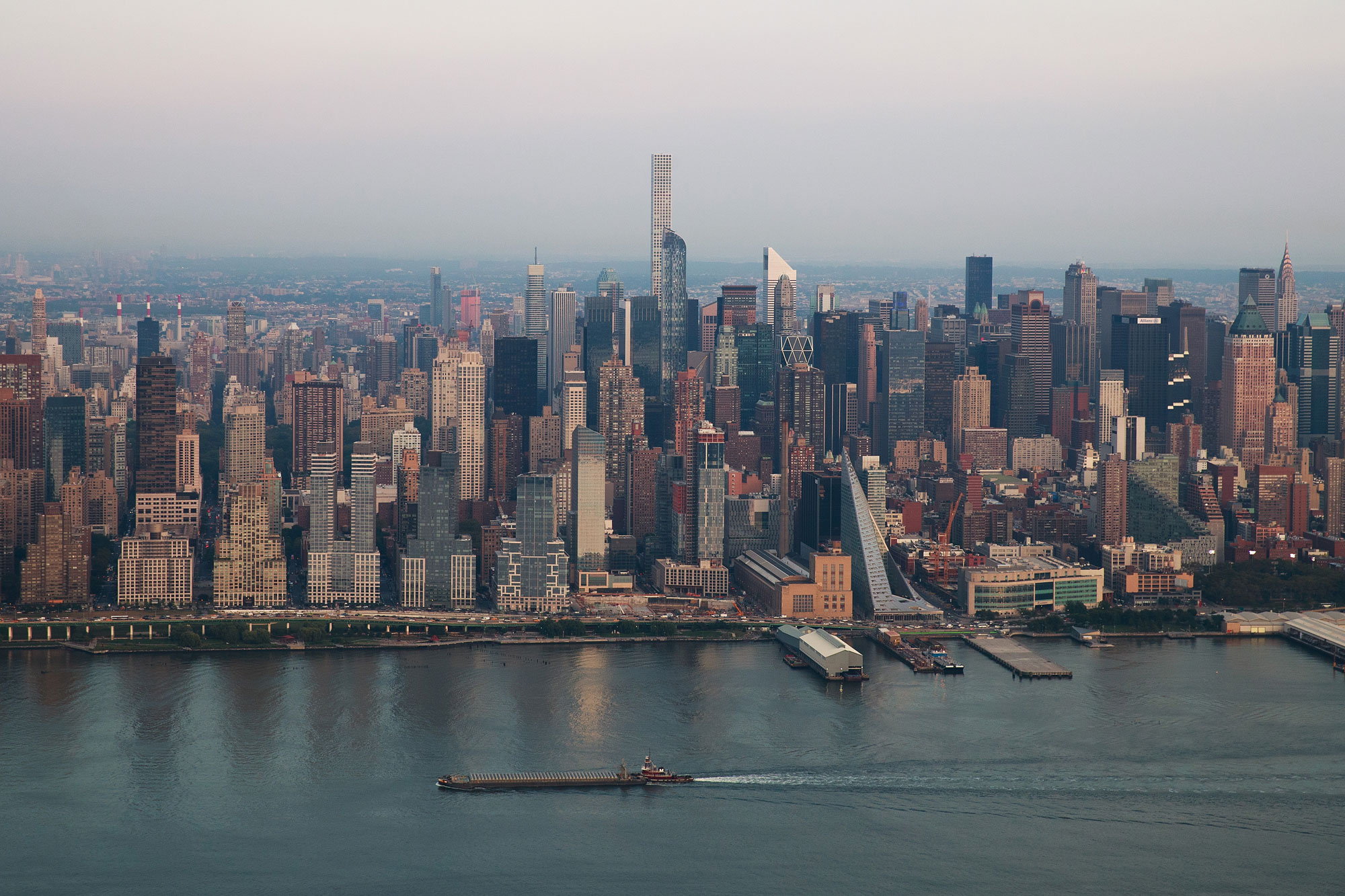 Nueva York cambia los áticos de lujo por generadores contra la subida del mar