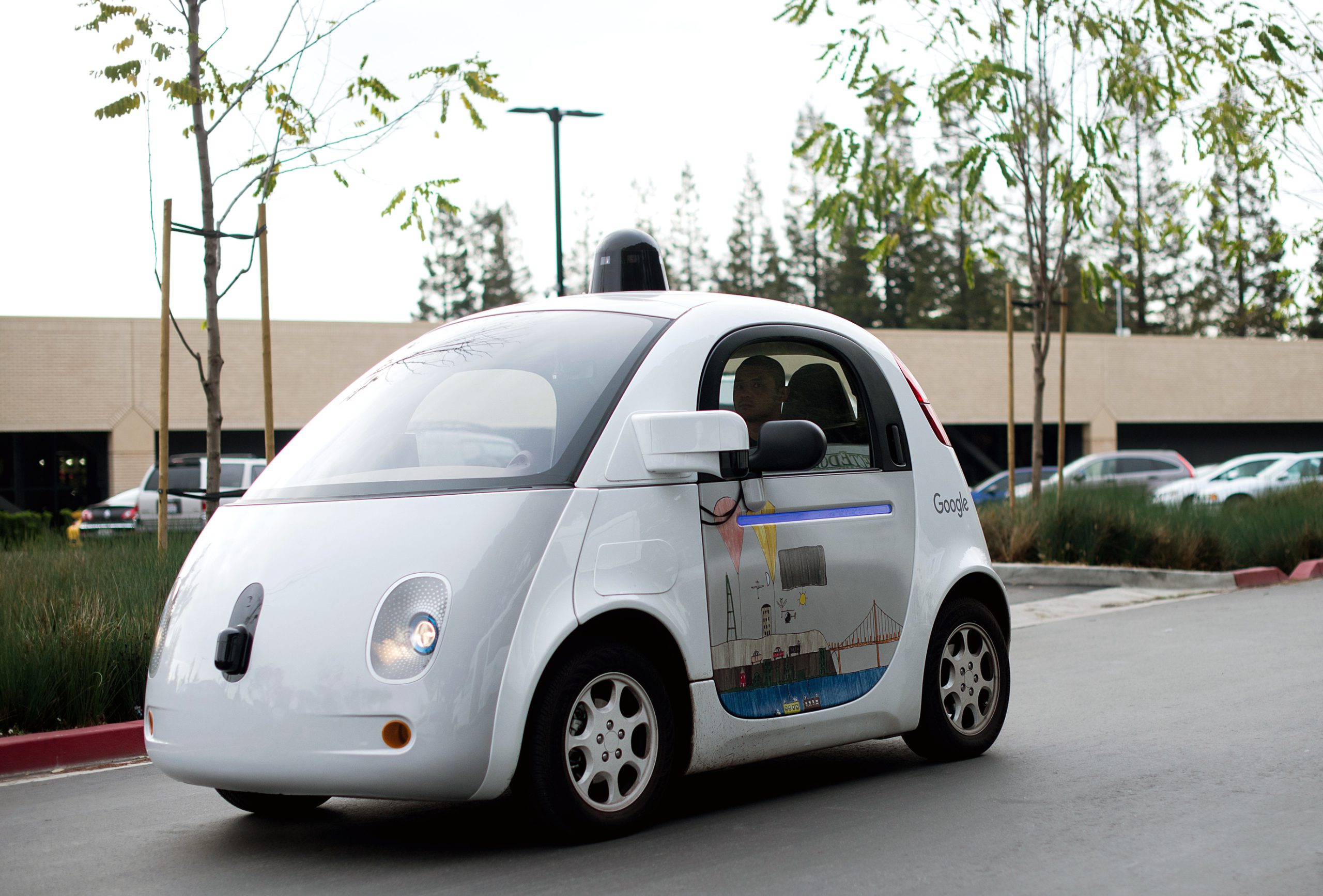 Google se está gastando un dineral en sus proyectos más disparatados