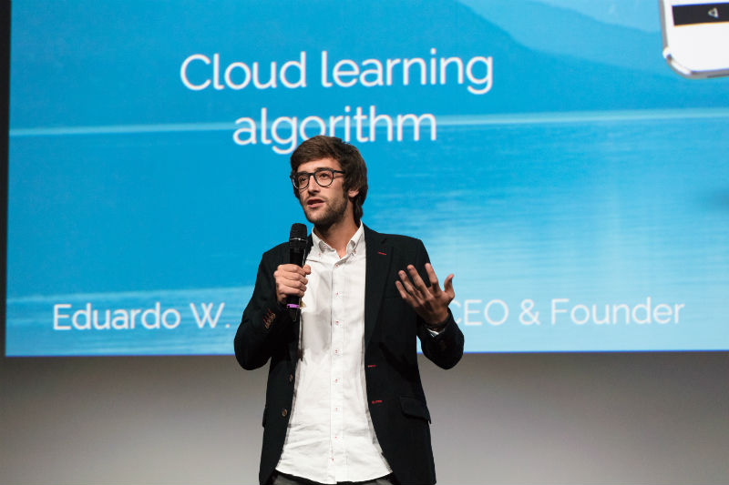 Un español capaz de ayudar a millones de diabéticos gana el premio Innovador del Año de 'MIT Technology Review'