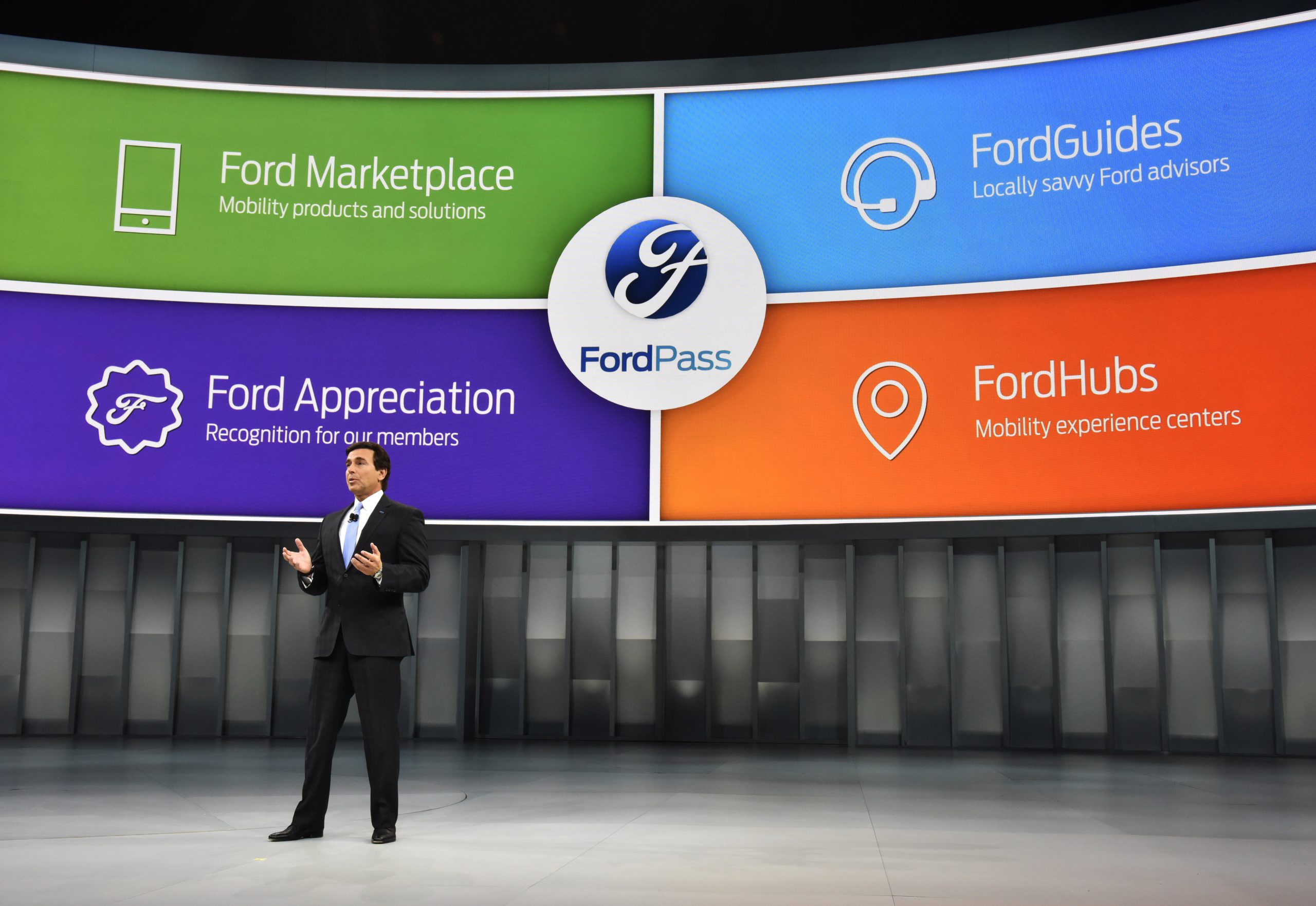 Los grandes del automóvil se alían con 'start-ups' para no perder negocio