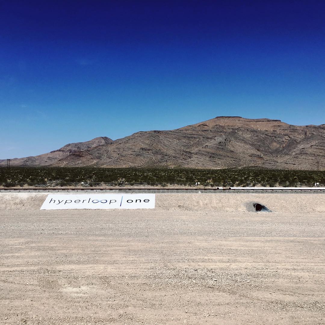 Hyperloop demuestra que funciona aunque aún es poco impresionante