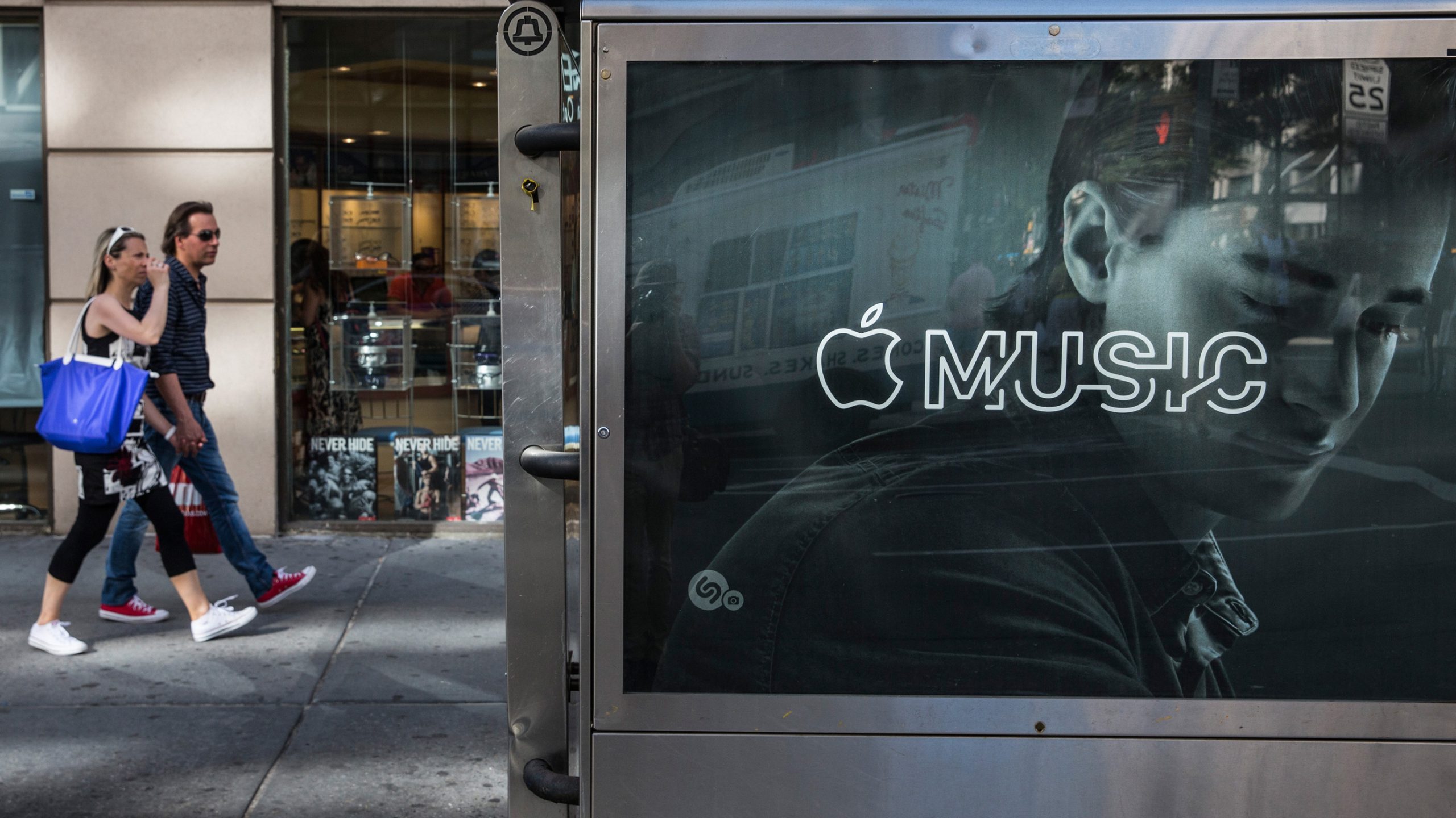 Las ventas de iPhone caen por primera vez y marcan el cambio de rumbo de Apple