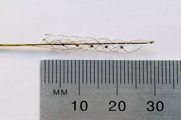 El nuevo invento de DARPA mide la actividad del cerebro sigilosamente