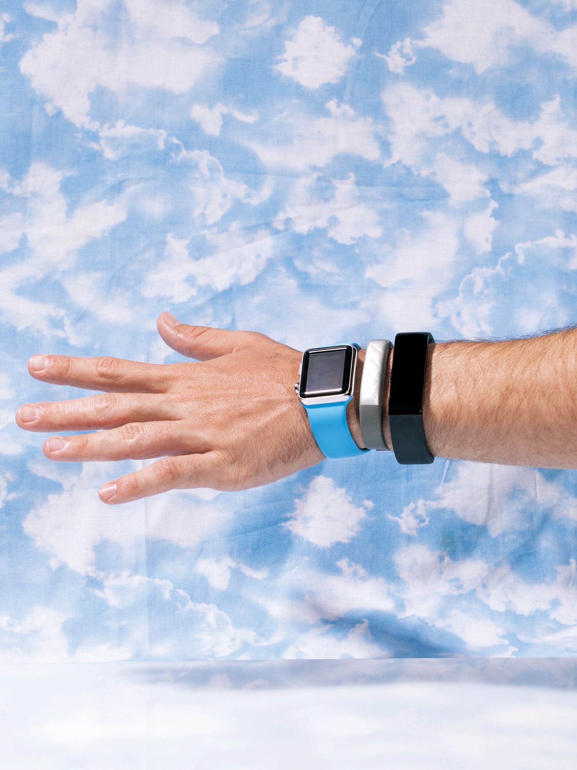 Tatuajes y mucho vello aún impiden que los 'wearables' sean útiles en salud