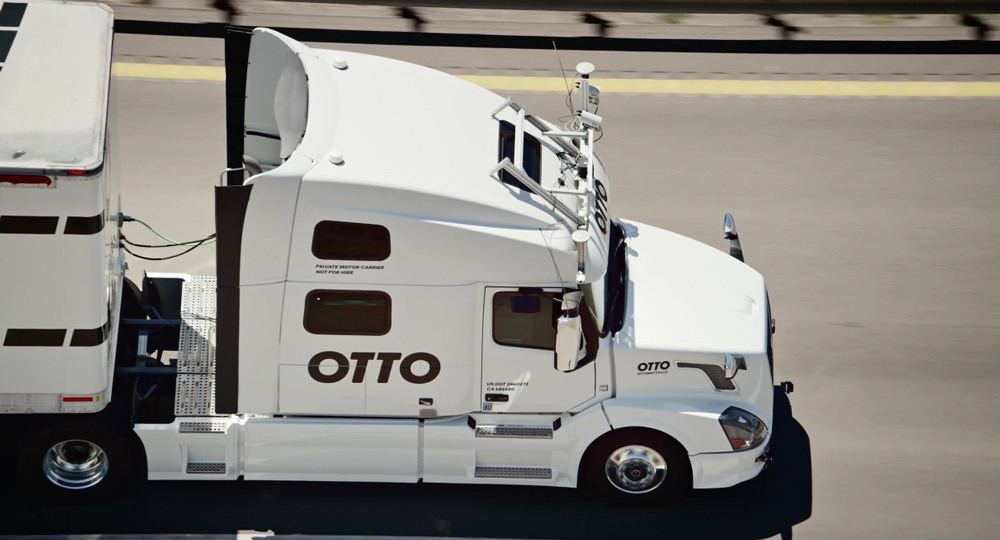El mejor amigo del camionero podría ser un camión que se conduce solo