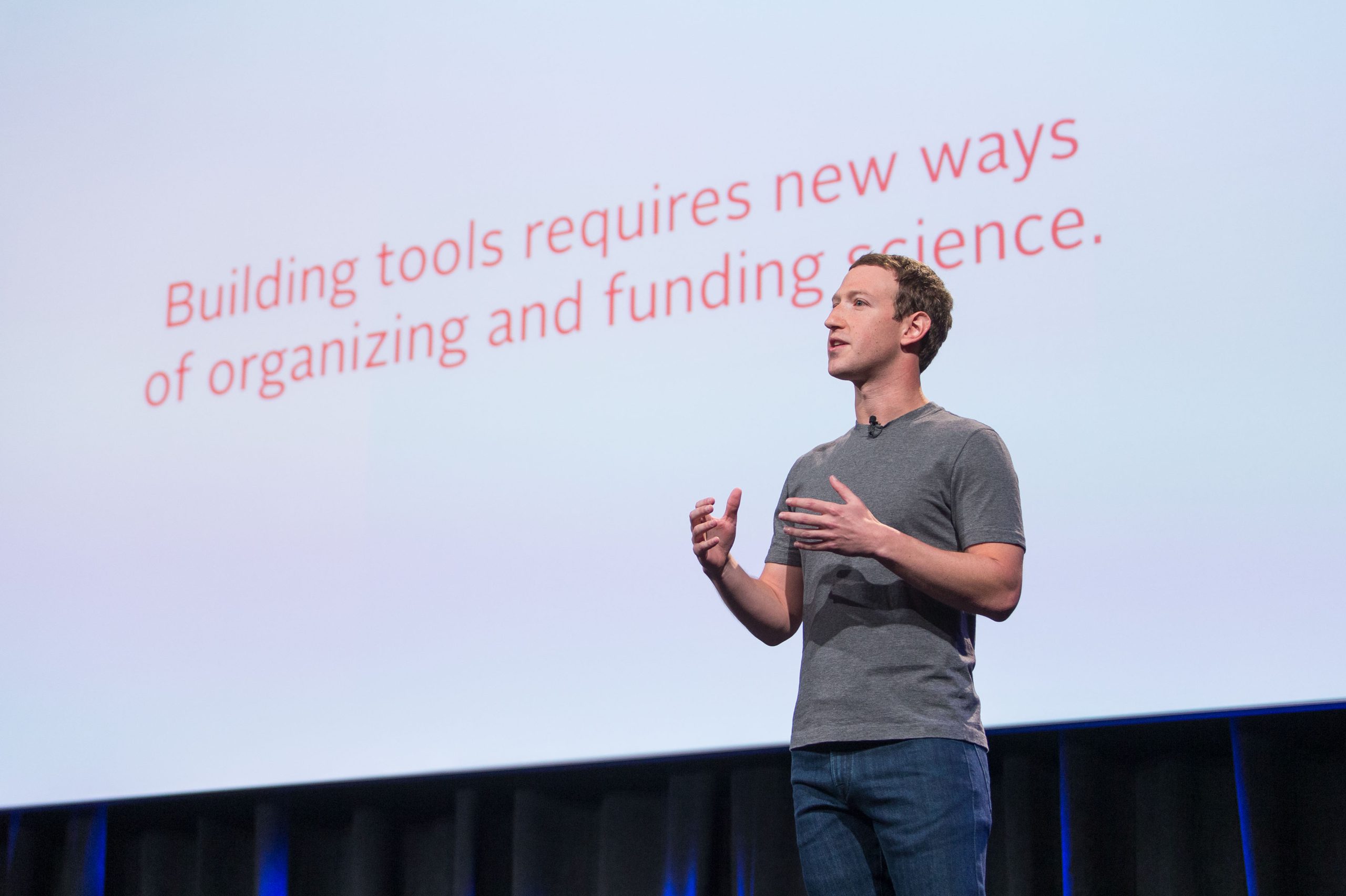 Zuckerberg dará millones a un inventor para crear un 'Facebook' de las células
