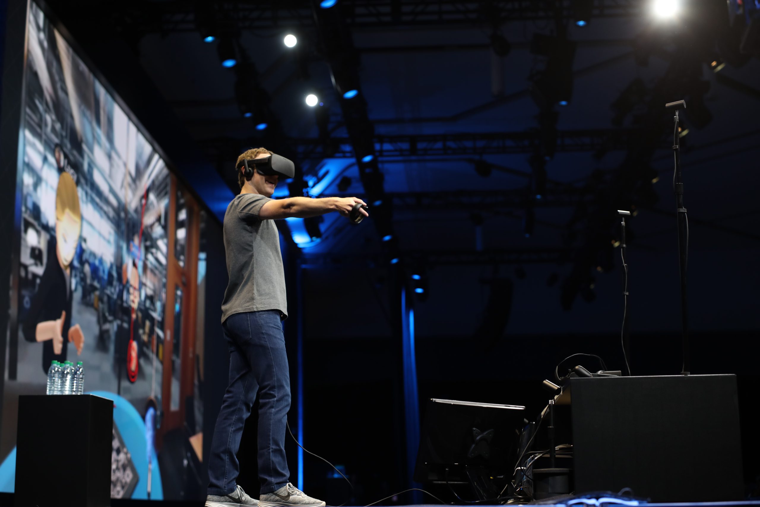 Salones y juegos virtuales, así es la RV social en la que está trabajando Facebook