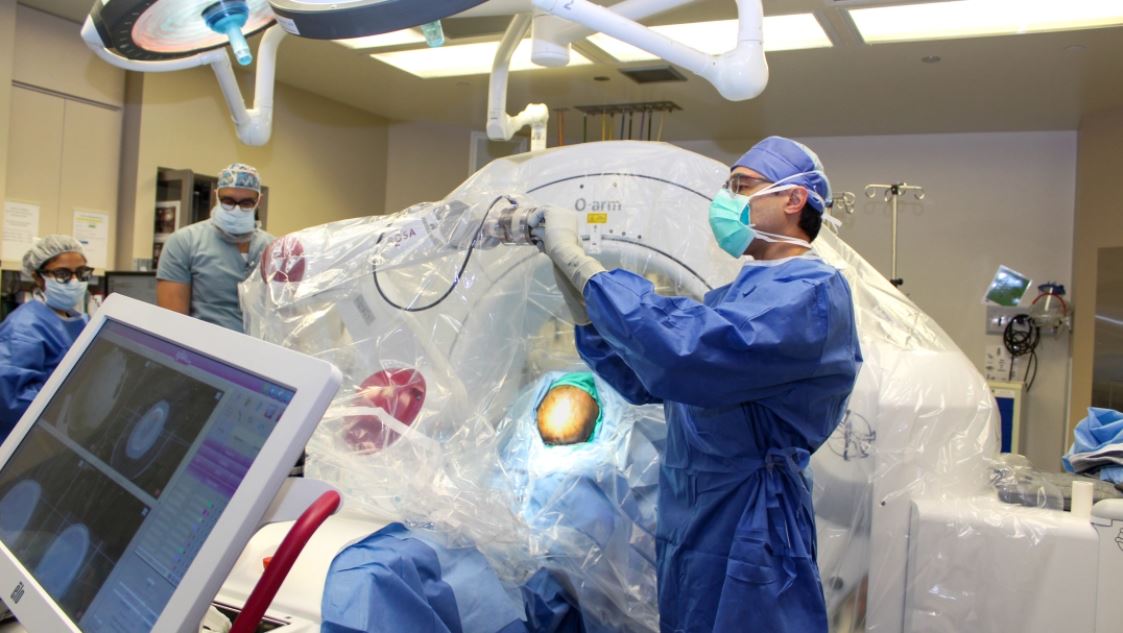 14 electrodos en el cerebro para tratar los síntomas de la depresión