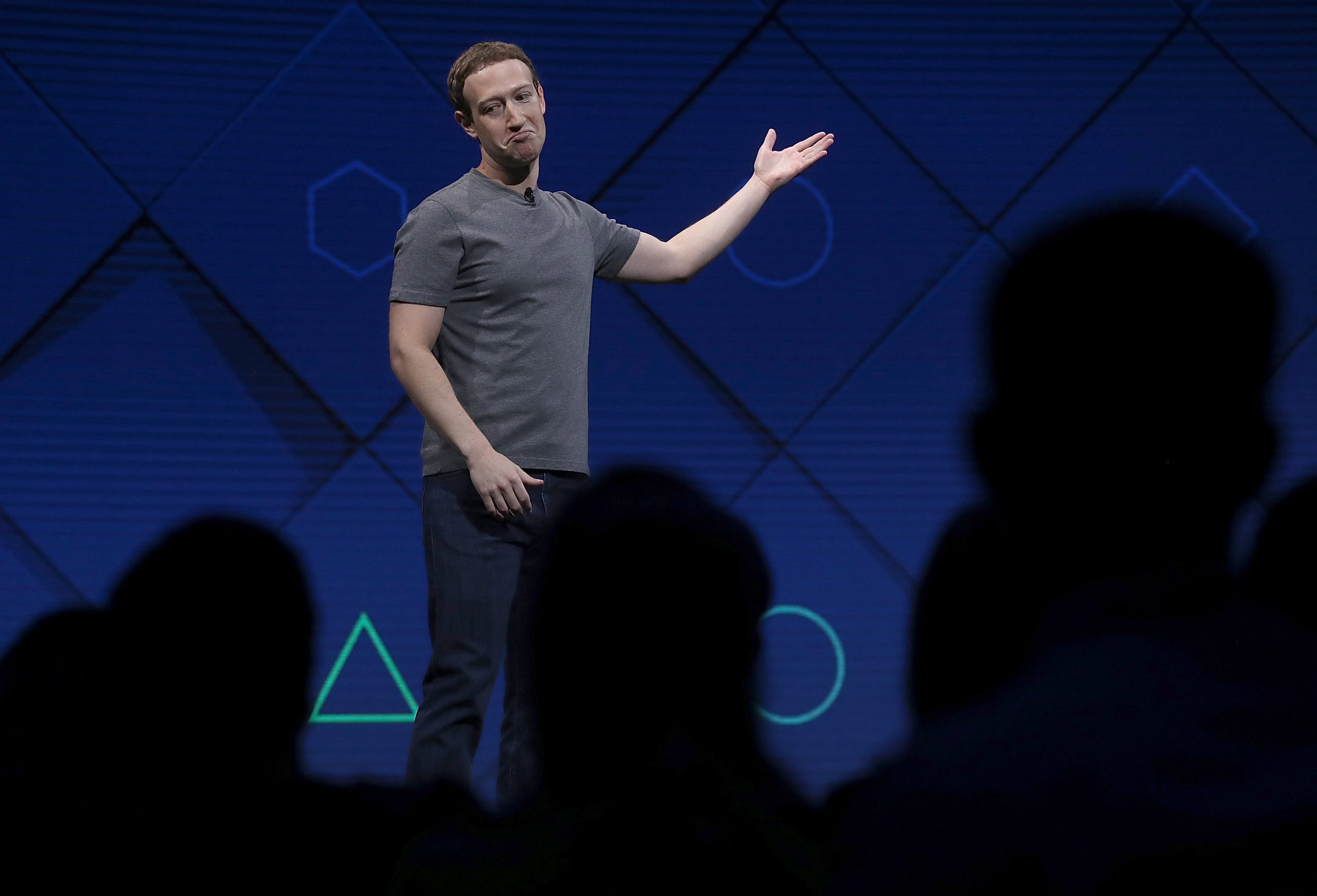 Facebook podría estar aprovechándose de los adolescentes deprimidos para vender publicidad