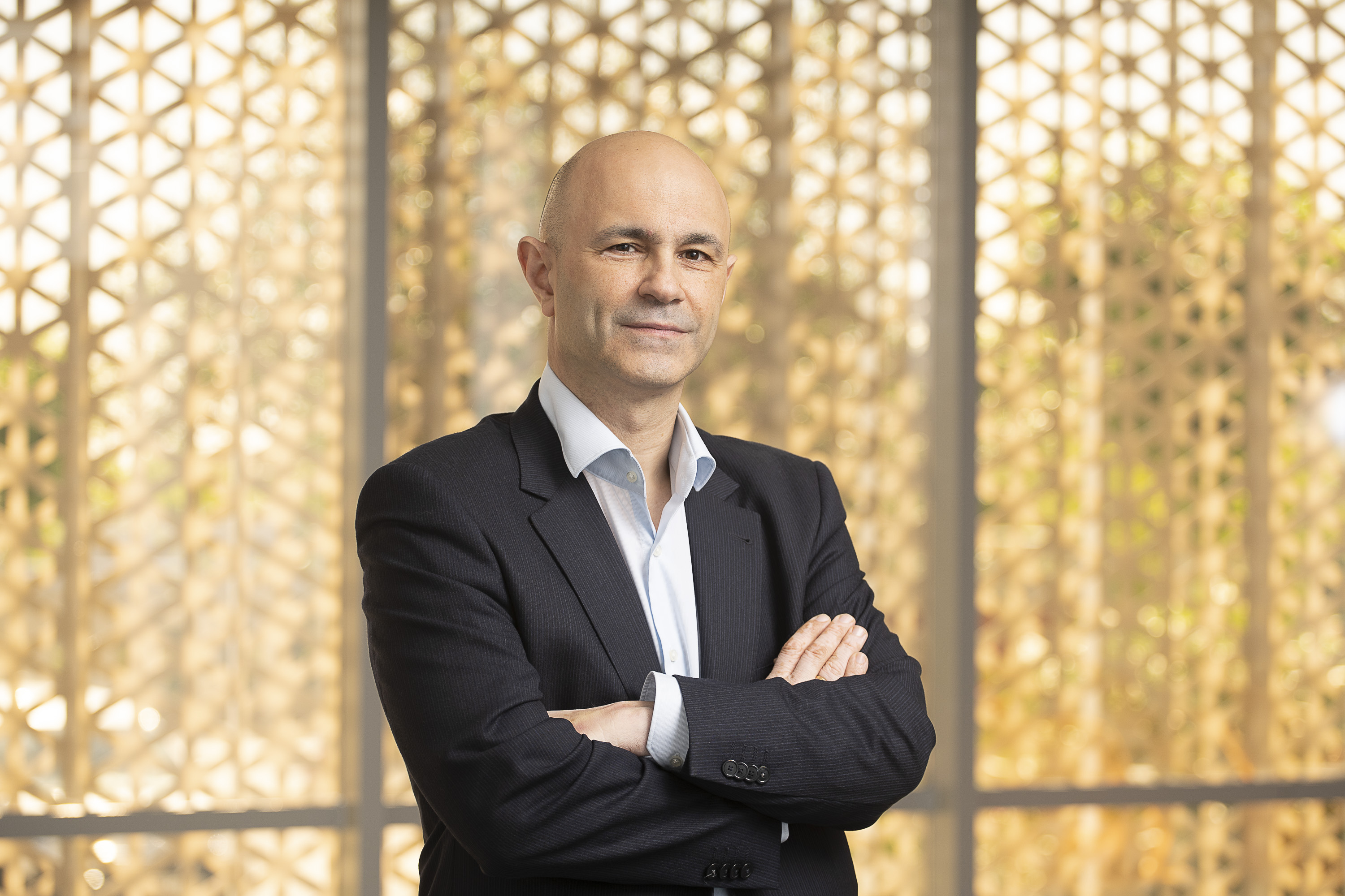 Del concepto a la práctica: la innovación en el sector eléctrico y de las telecomunicaciones