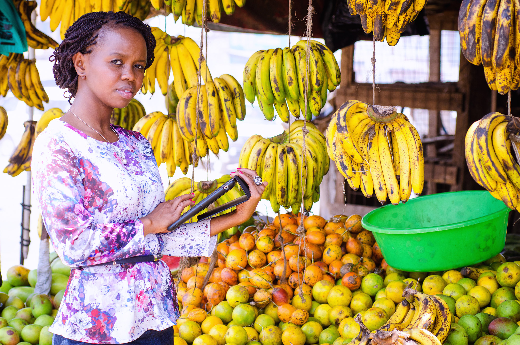Muchos jóvenes y problemas reales: el futuro de la IA está en África