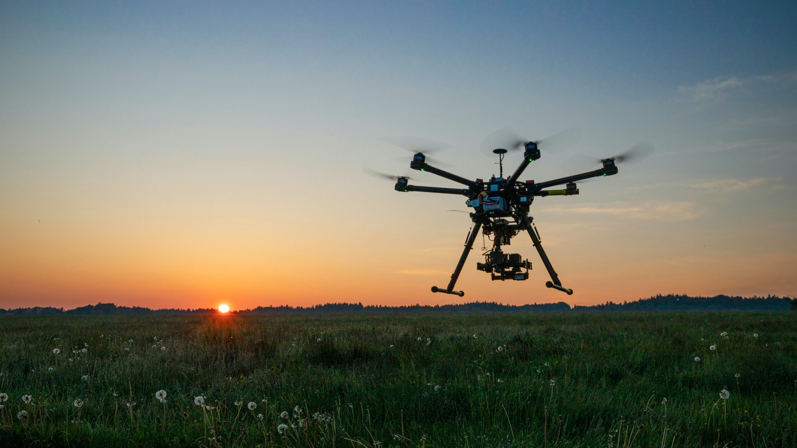 Los drones dirigidos por IA podrían ayudar a encontrar más rápido a los excursionistas perdidos