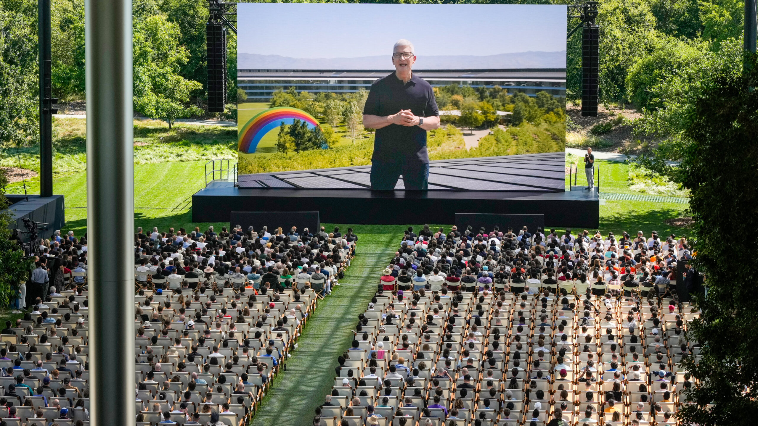 Apple promete inteligencia artificial personalizada en una nube privada. He aquí cómo funcionará