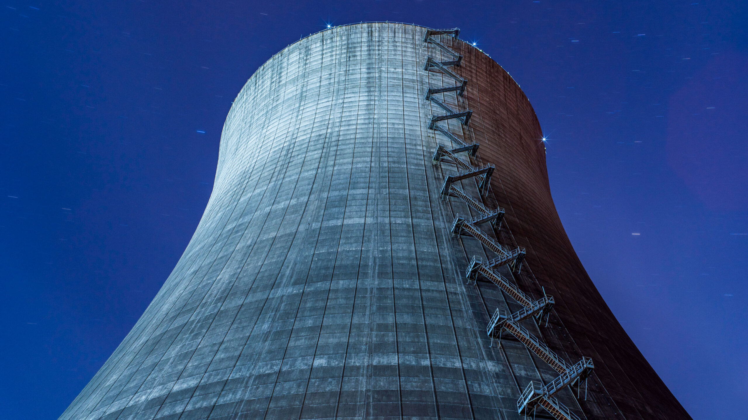 El hambre de energía de la IA alimenta el resurgir nuclear