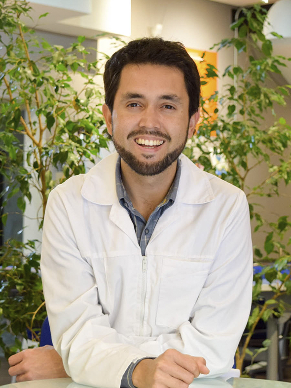 Cristian Estrada (Chile), 33
