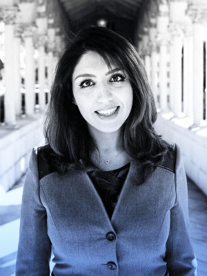 Niki Bayat, 32