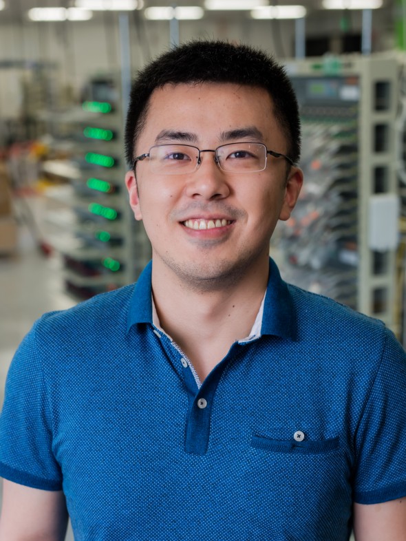 Qichao Hu (China), 33