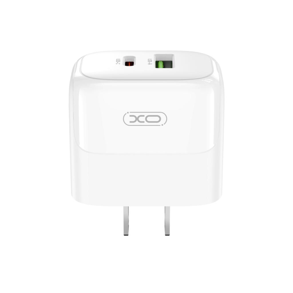 Cargador XO rápido 20W / 18W USB A + USB C con cable USB C en color blanco