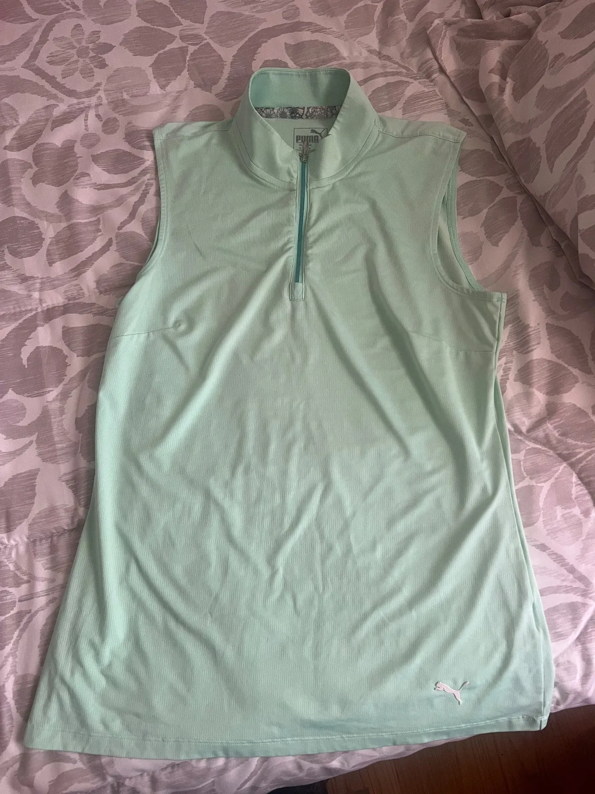 PUMA women’s vest size M
