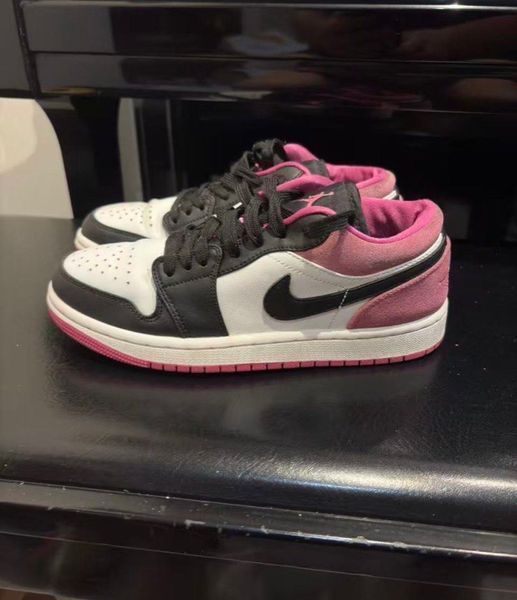 Nike Air Jordan 1 Low Black White Pink