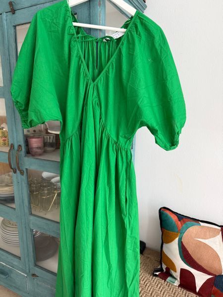 Green midi Primark dress with pockets 