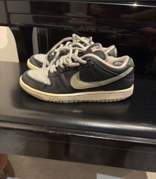 Nike Dunk Low Black Grey Sneakers