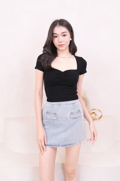 carrislabelle Black Ruched Sweetheart Neck Crop Top