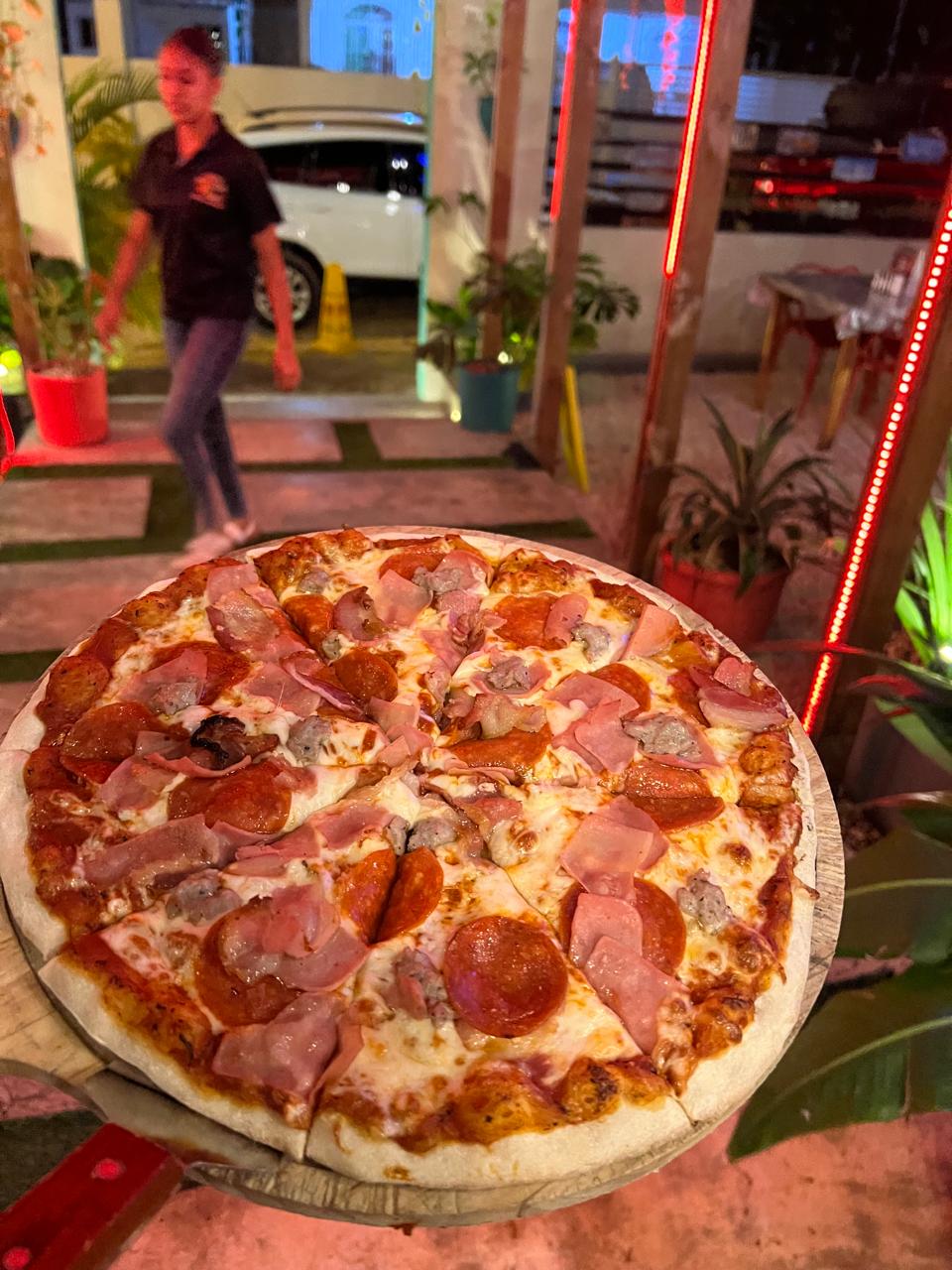 Pizza Carnívora
