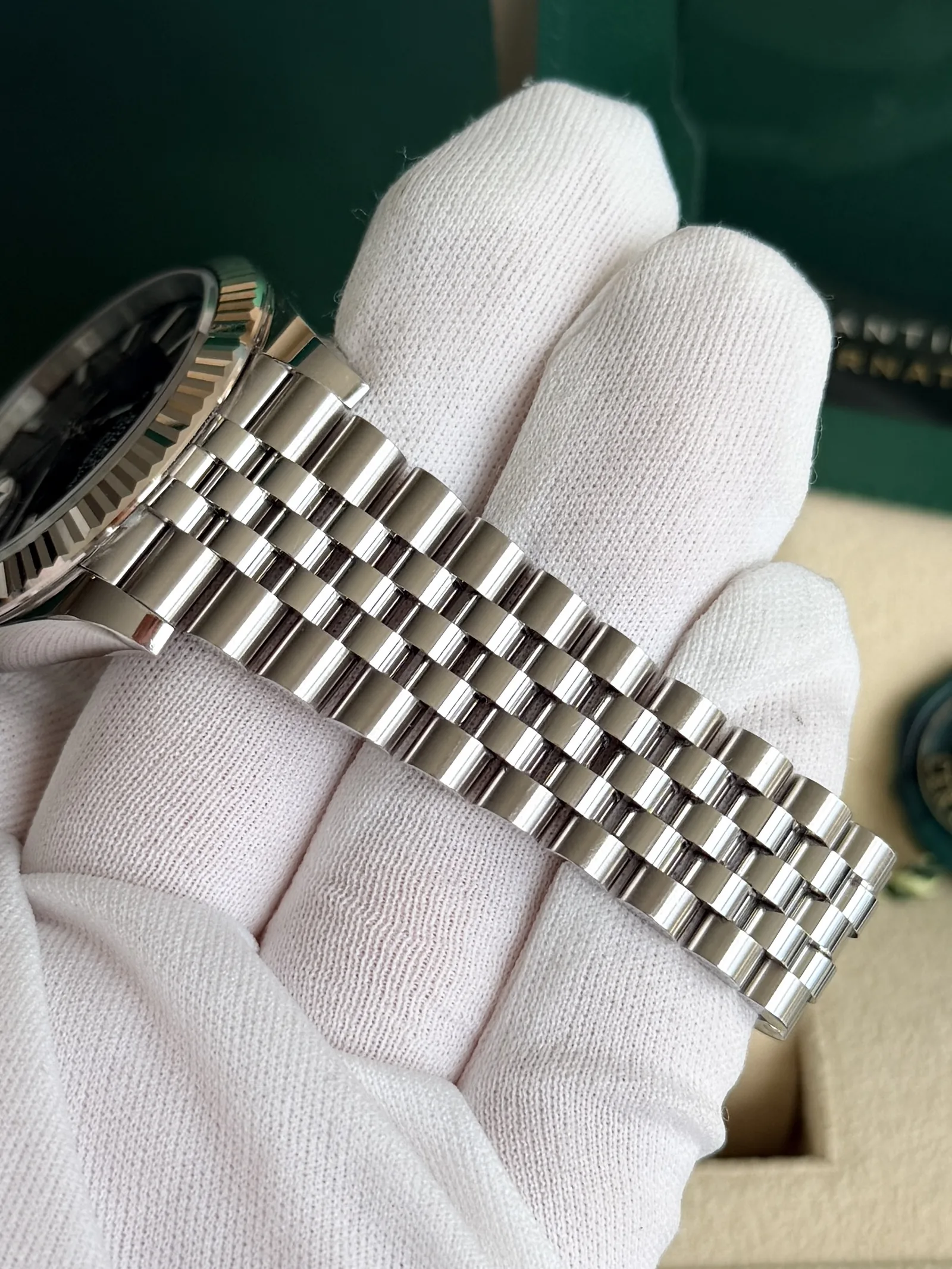 Rolex Datejust 41 Blue Fluted Jubilee
