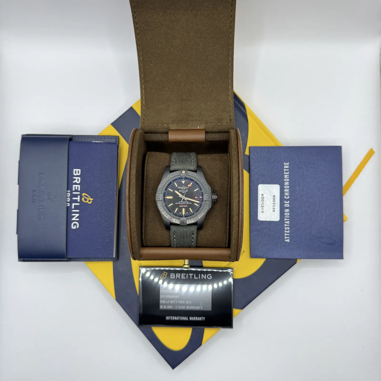 Breitling Avenger Blackbird 44 2019