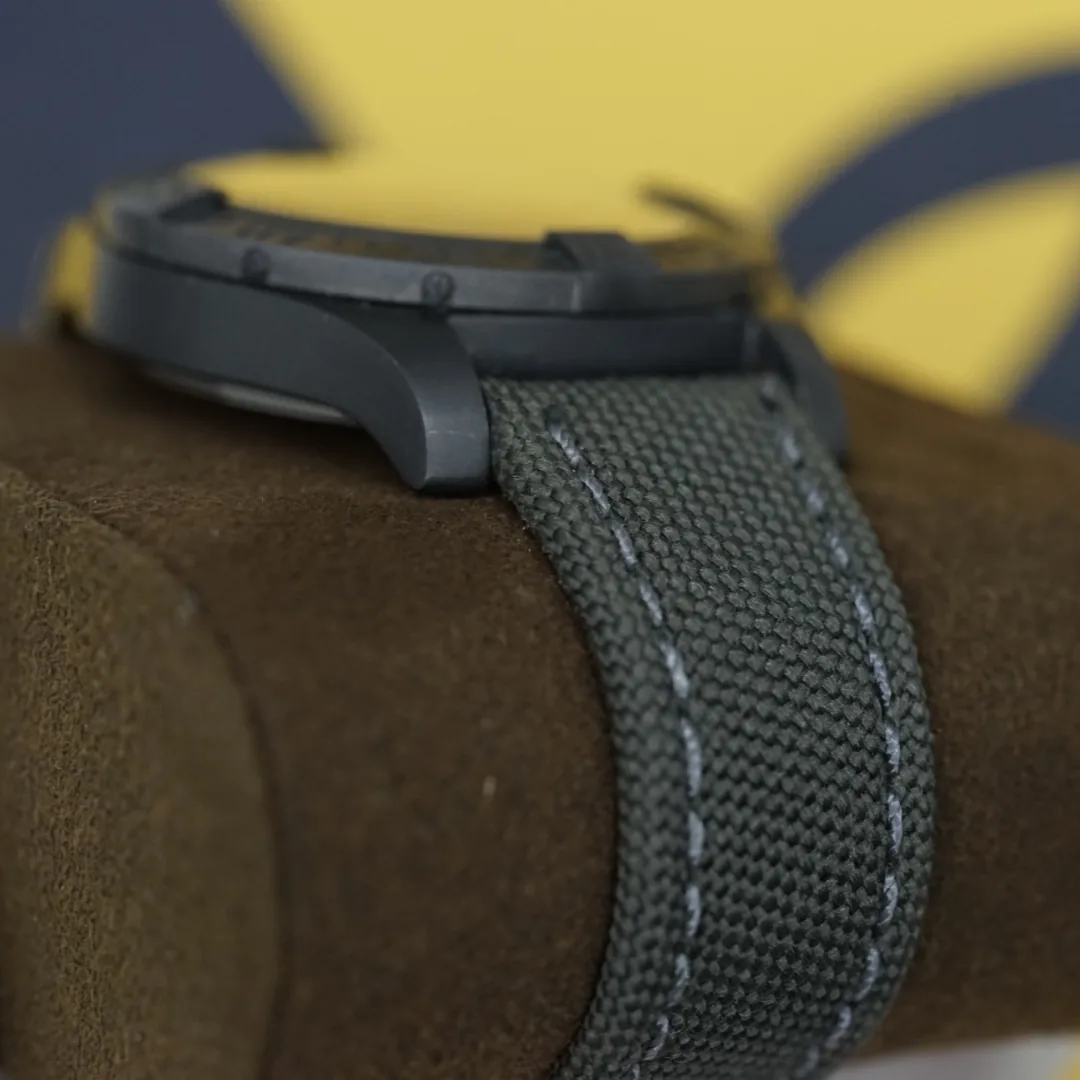 Breitling Avenger Blackbird 44 2019
