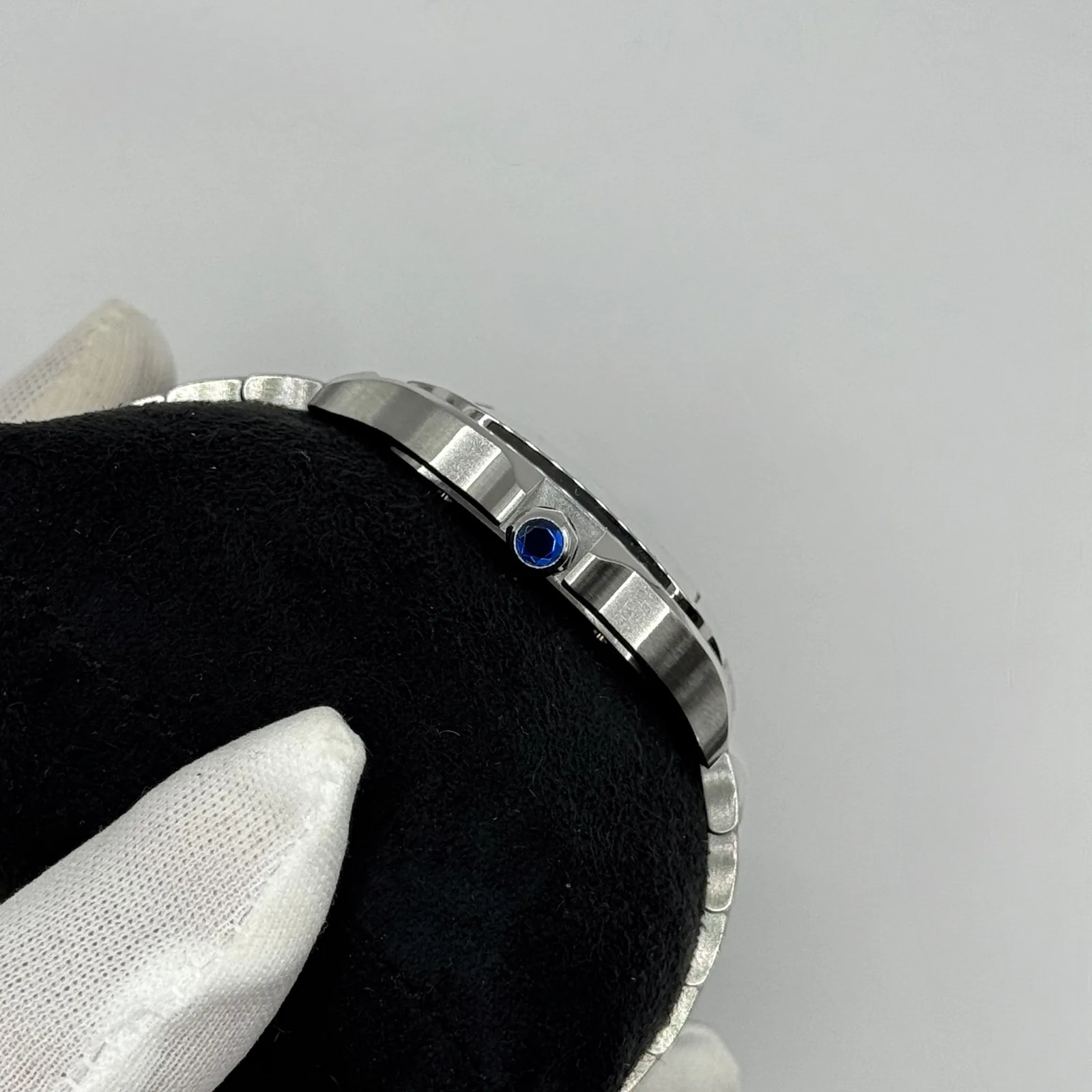Brand New Santos de Cartier 2024