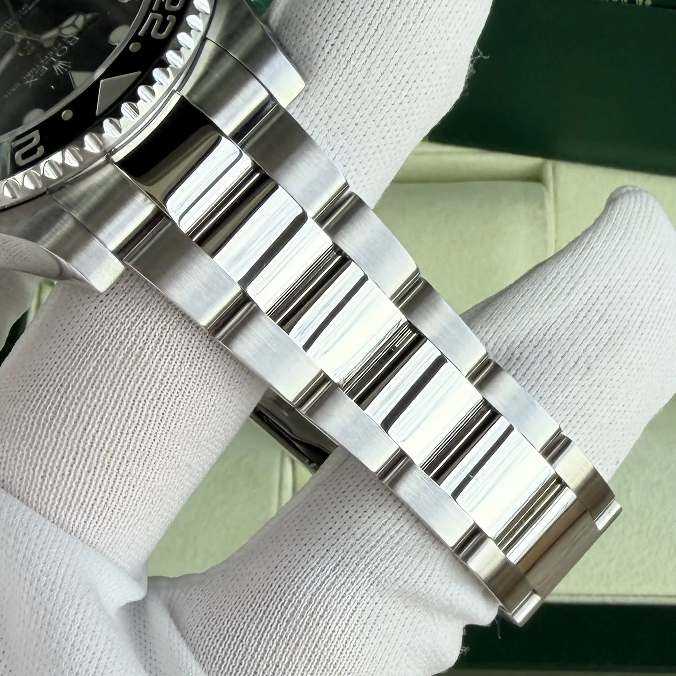 Rolex GMT Master II ‘Green Arrow’ 40 2010