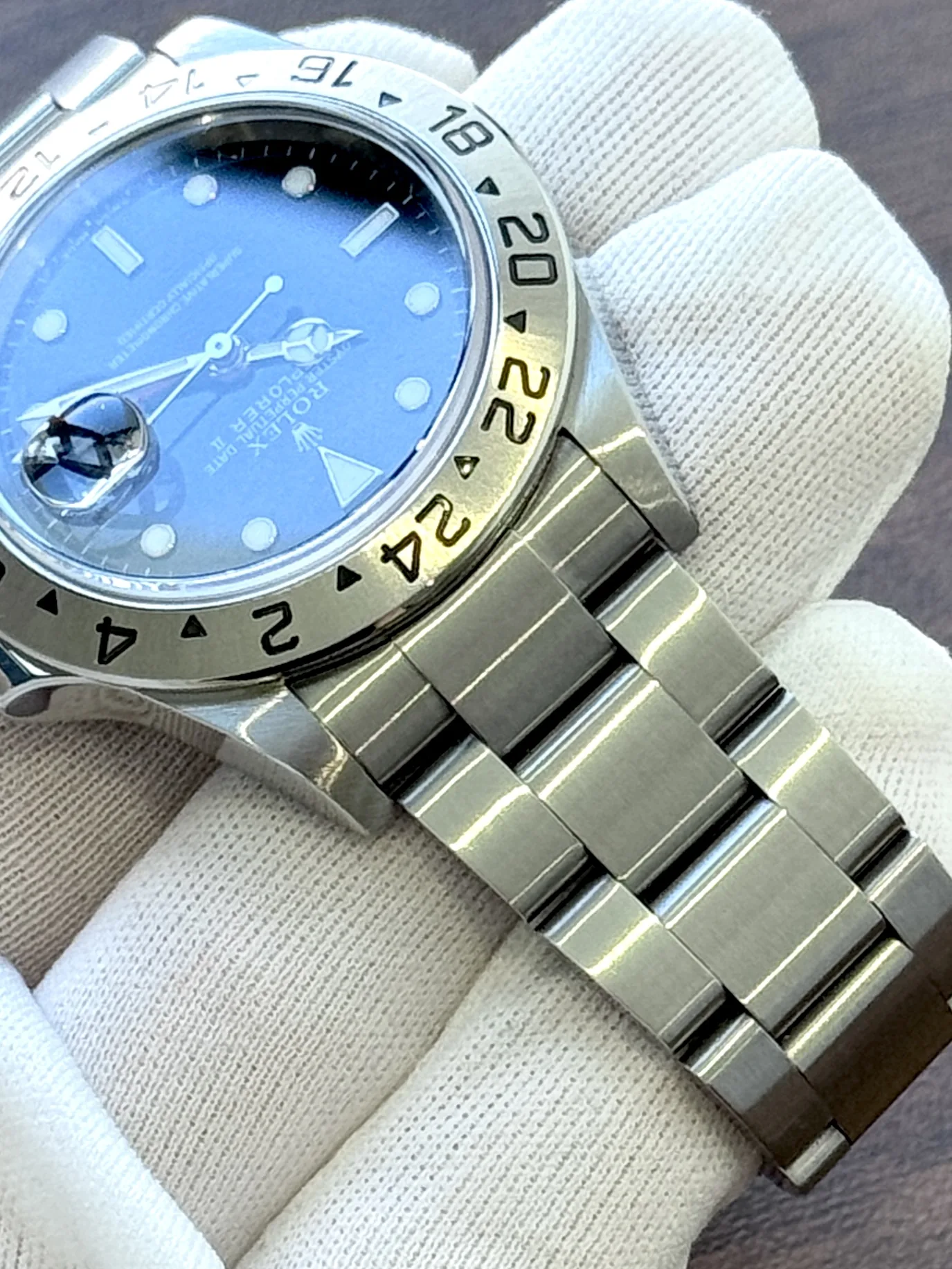 Rolex Explorer II Black 40 2004