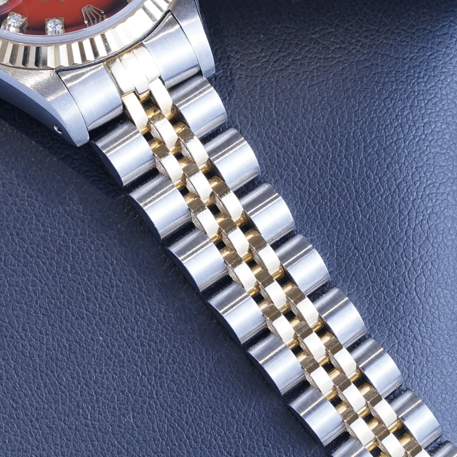 Rolex Lady-Datejust 26 Red Vignette Diamond Dial 1988 (69173)