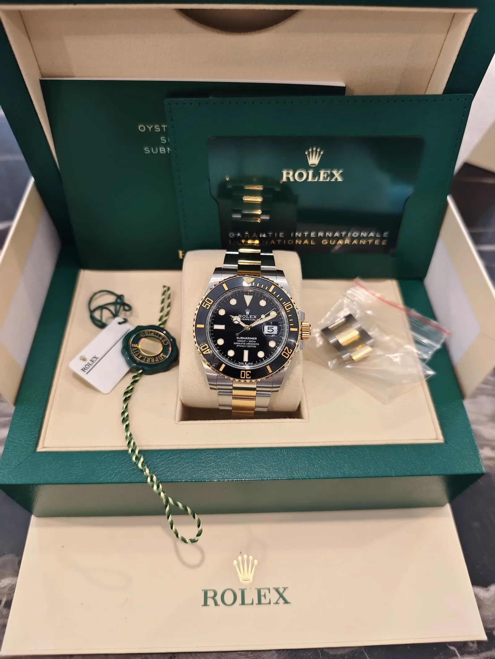 Rolex Submariner Date ‘Blacksy’ Two Tone 41 2023