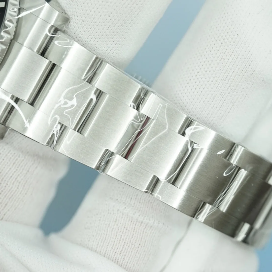 Rolex Submariner Date 2024