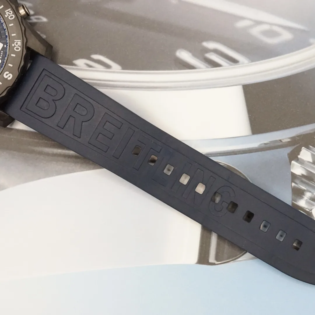 Breitling Endurance Pro Blue 44 2022